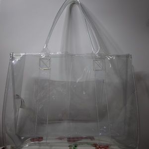 Clear tote bag, can be used for the beach or everyday use